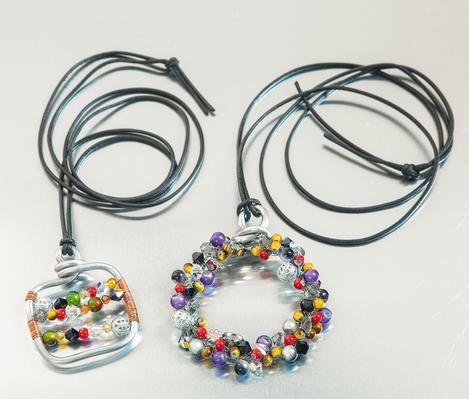 Créer des bijoux en fil câblé, guide technique création bijoux
