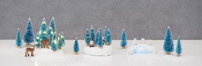 Pierres moulées associées à des faons, des ours polaires et des Pères Noël : steine miniaturlandschaft
