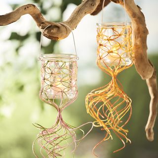 Lanternes en verre habillées de macramé