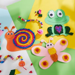 Motifs made from crepe paper balls