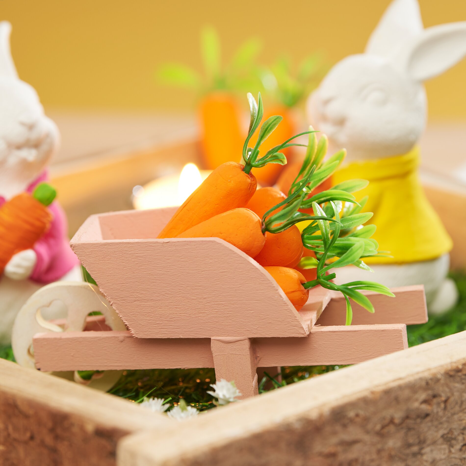 Gegossene Hasen in Miniaturlandschaft