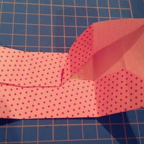 Guide de Pliage Origami Cœur avec Compartiment