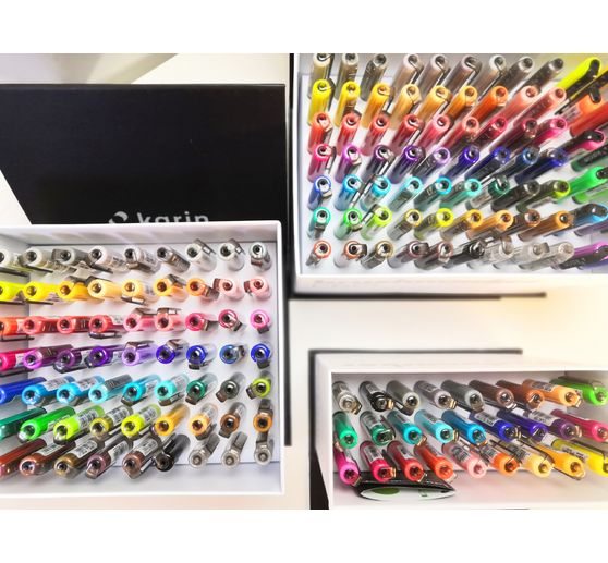 Brushmarker PRO Karin Mini Box – set 26 couleurs + blender 