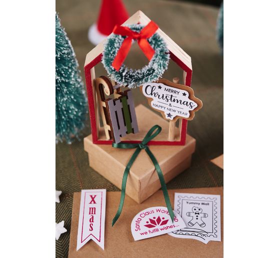 Miniature Christmas wreaths