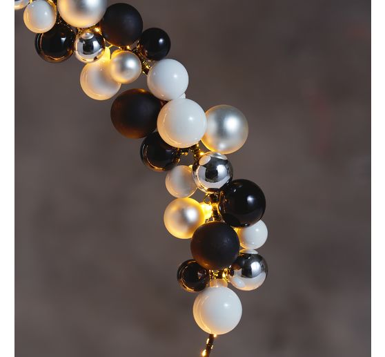 Boules de Noël en verre sur tige