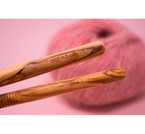 addi Crochet hook with olive wood handle
