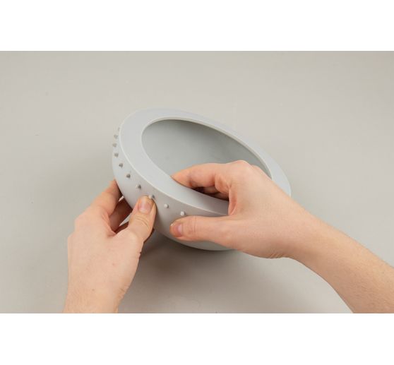 Moule en silicone « Bol avec bord perforé »