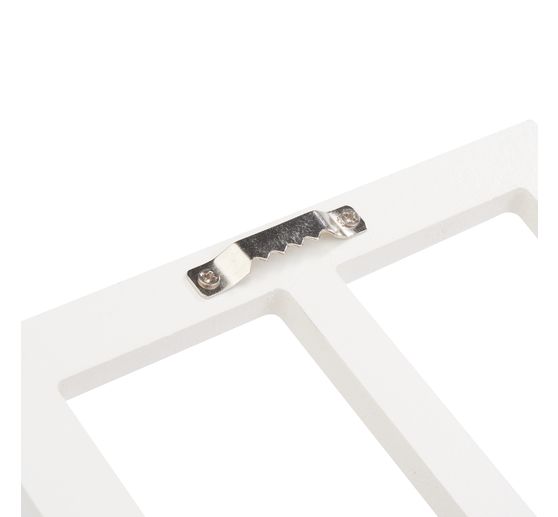 Fenêtre décorative en bois
