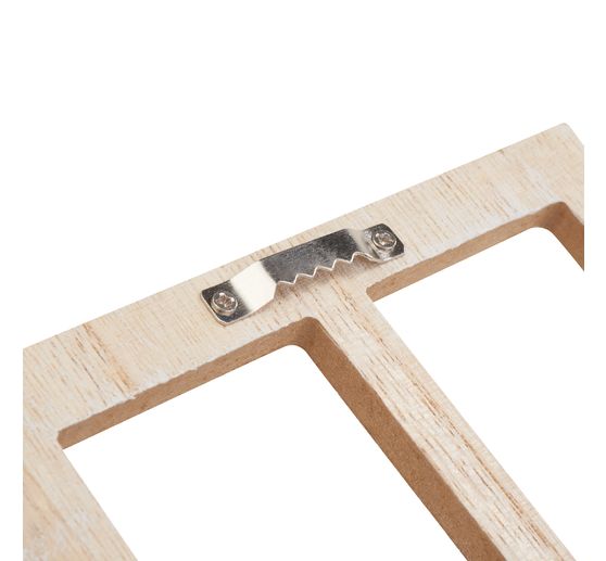 Fenêtre décorative en bois
