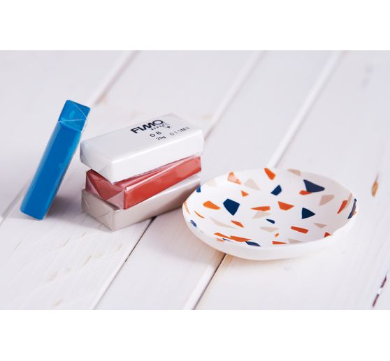 Assortiment FIMO soft « Basic Colours »,12 demi-pains, 300 g