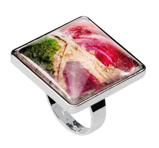 Cabochon Ring