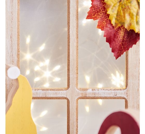 Fenêtre décorative en bois