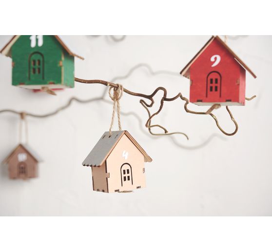 Suspensions VBS « Maisonnette », 24 pc., en contreplaqué, 6,5 x 4,2 x 6 cm