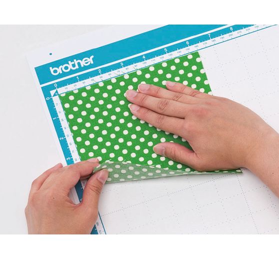 Feuille thermocollante pour appliqué brother, 92 x 47 cm