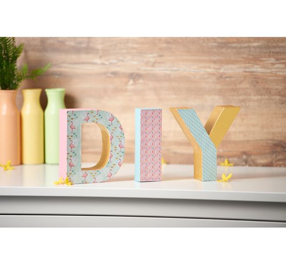 Lettre en papier mâché