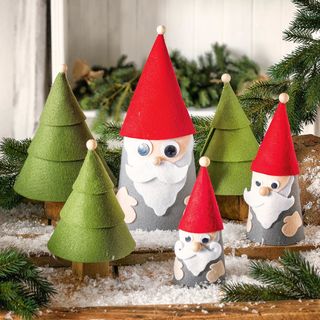 Loisirs créatifs avec de la feutrine pour Noël